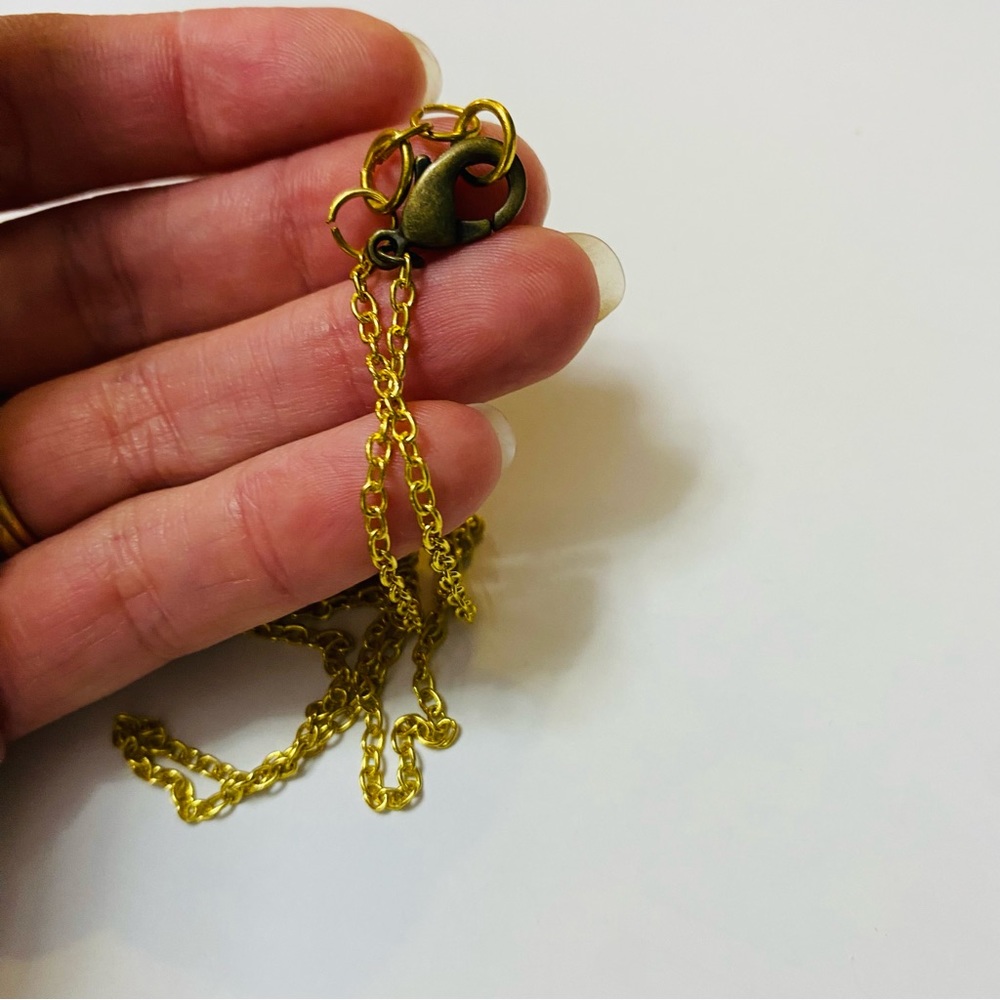 FOREVER 21 Floral Camera Necklace - Picture 8 of 8